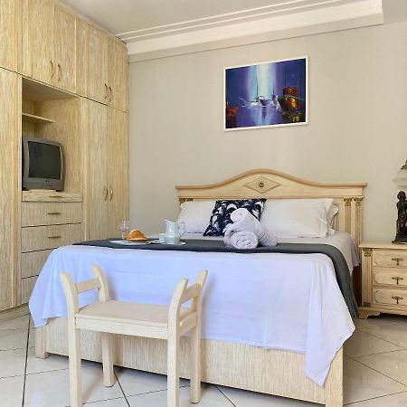 Jgd94 - Ao Lado Do Calcadao, Climatizado, Wi-Fi Apartment Balneario Camboriu Ngoại thất bức ảnh