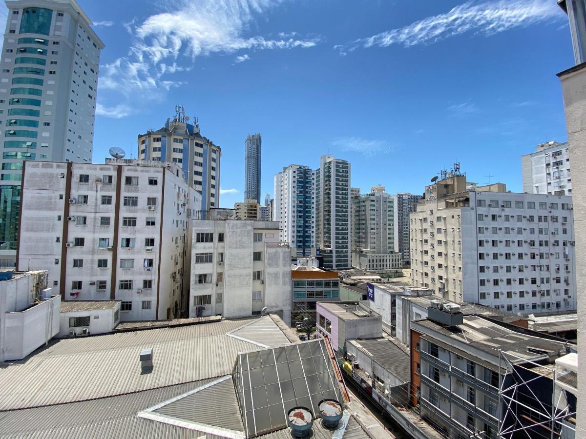 Jgd94 - Ao Lado Do Calcadao, Climatizado, Wi-Fi Apartment Balneario Camboriu Ngoại thất bức ảnh